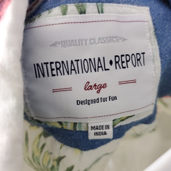 International Report Hawaiian Button Down Short Sleeve Shirt Size Large - Picture 2 of 6